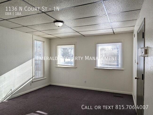 Building Photo - 1136 N Court St