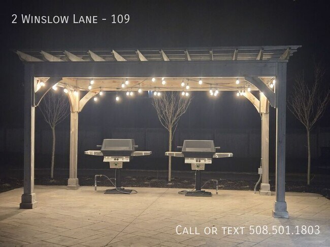 Building Photo - 2 Winslow Ln