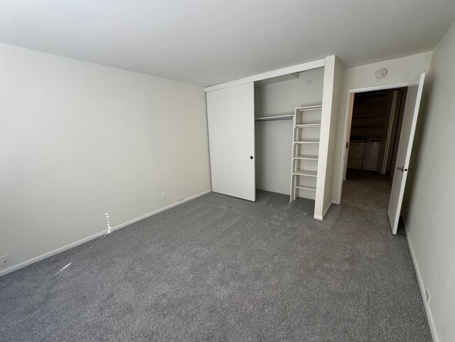 Building Photo - BEAUTIFUL 2 STORY CONDO IN THE CAMPUS COMMONS AREA!