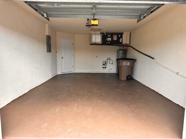 Building Photo - 3215 SW Santa Barbara Pl