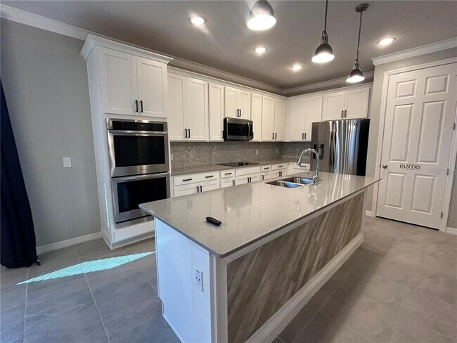 Building Photo - 4111 Solamor St