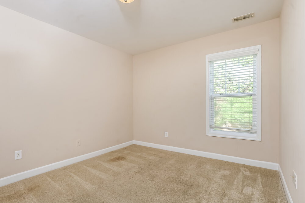 Building Photo - 2545 Spring Oaks Way