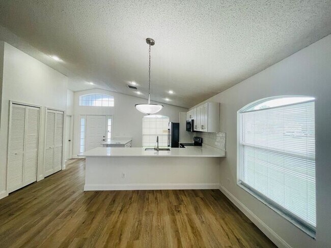 Building Photo - Greenpointe13403 Greenpoint Drive Orlando, FL 32824