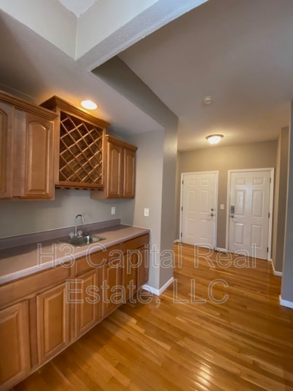 Building Photo - 621 Titan Dr
