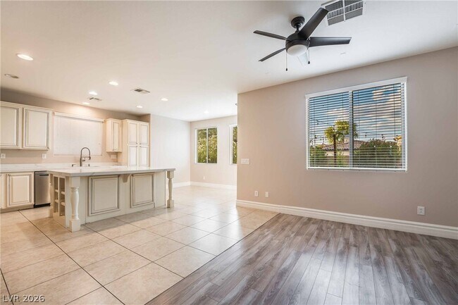 Building Photo - 220 Via Mezza Luna Ct