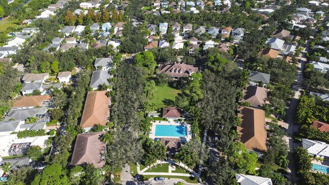 Building Photo - 2785 E Community Dr