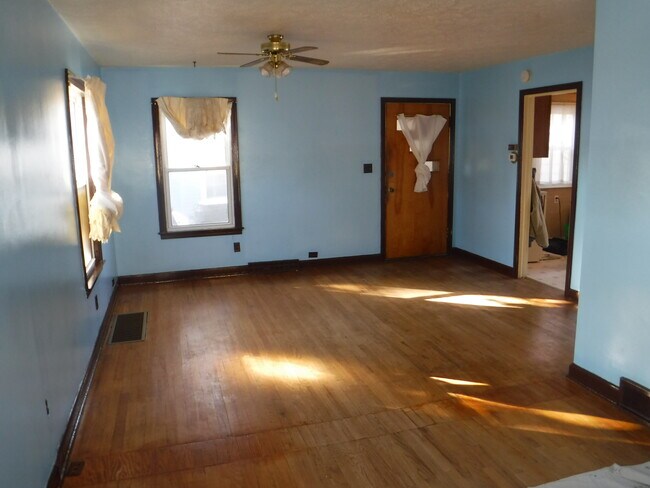 Building Photo - 1545 Atlantic St NE