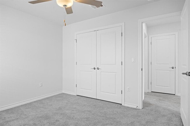 Building Photo - 15604 Ellinger Dr