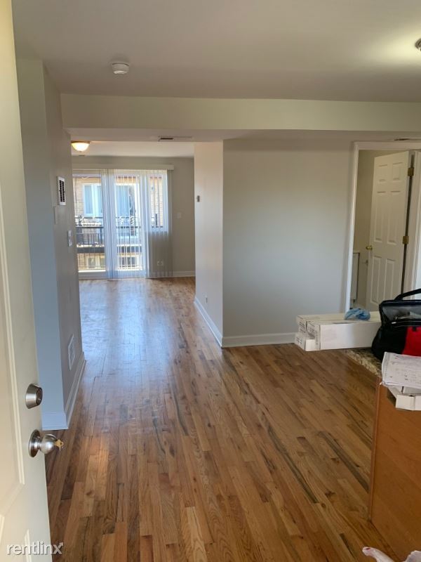 Primary Photo - 2 br, 2 bath Apartment - 6414 N RIDGE BLVD