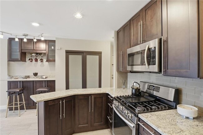 Building Photo - 2285 Peachtree Rd NE
