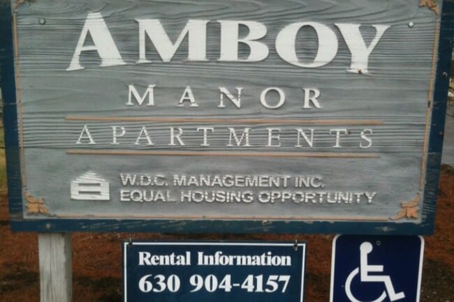 Primary Photo - Amboy Manor