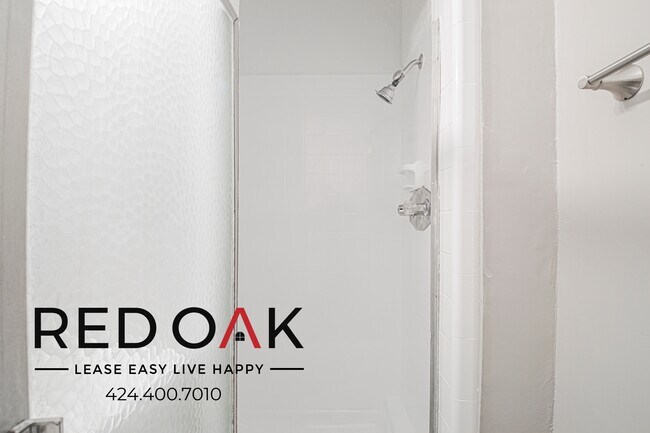 Building Photo - 436 Normandie Pl