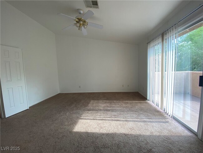 Building Photo - 1317 Woodmore Dr