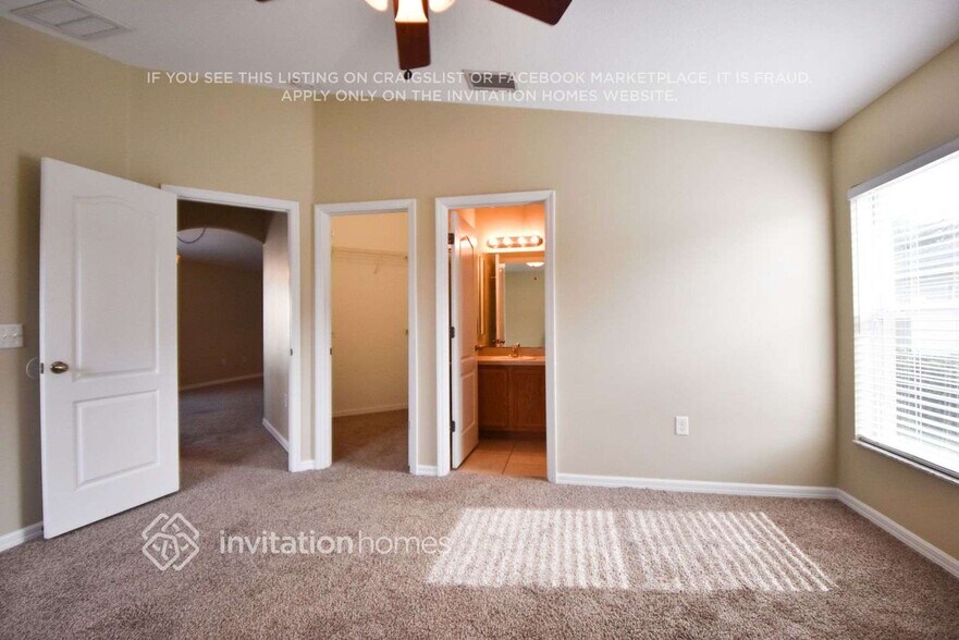 Building Photo - 15656 Greyrock Dr