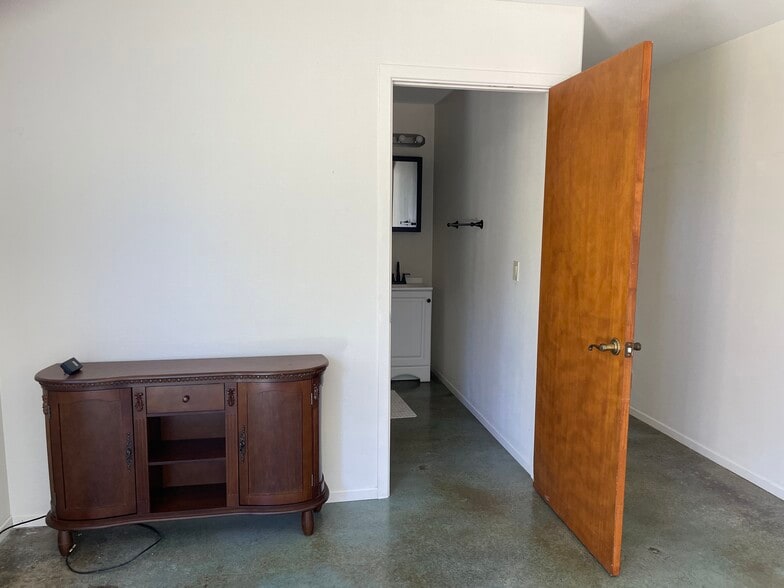 Building Photo - 71-1621 Puu Lani Pl