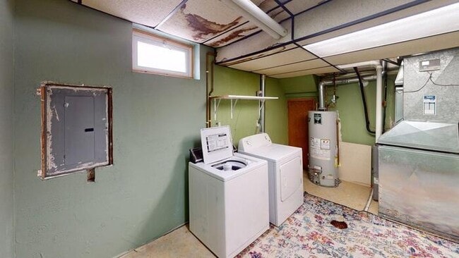 Building Photo - 1103 E Indiana Ave