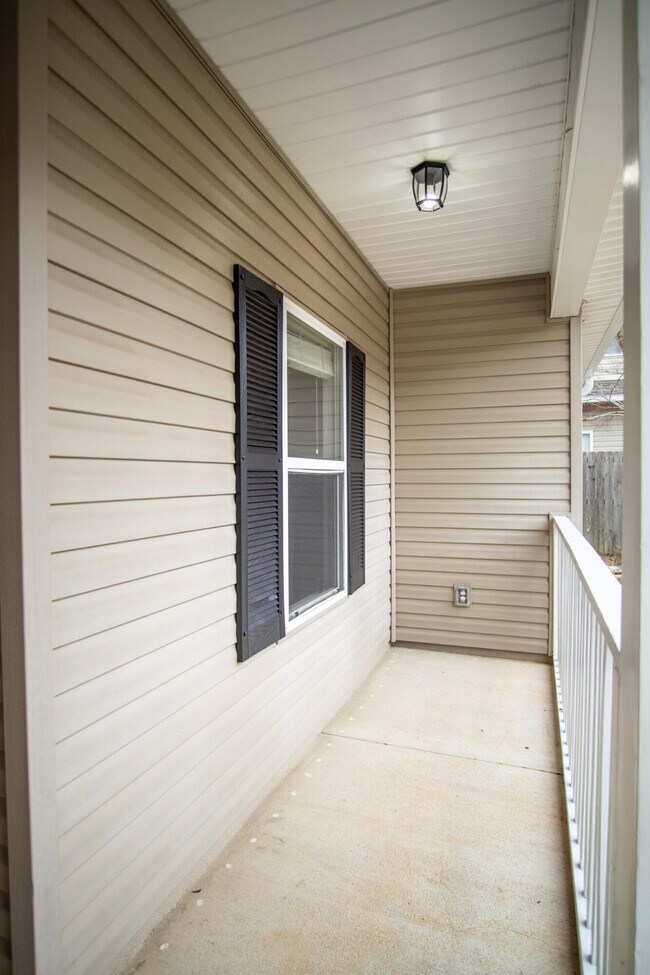 Building Photo - 143 Creve Core Dr