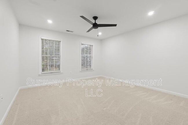 Building Photo - 1 Sweet Gum Ct