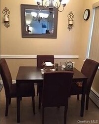 Building Photo - 603 Town House Village