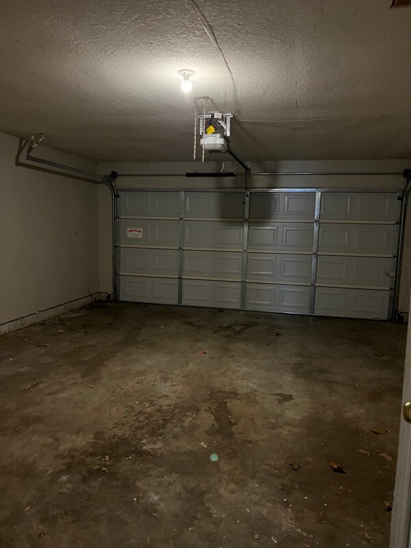 Building Photo - 6119 S Madison Pl