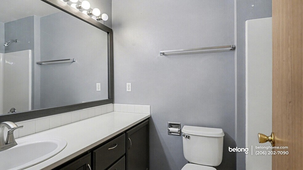 Building Photo - 15121 182nd Ave SE