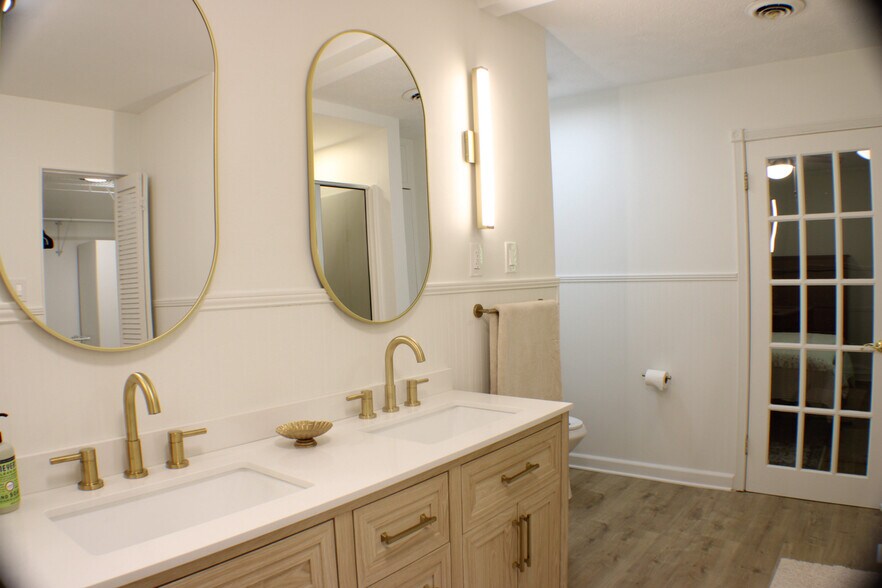 Building Photo - 107 Cori Dr