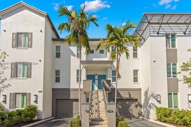 Building Photo - 320 Franklin Club Dr