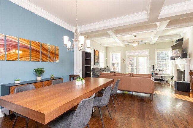 Building Photo - 3130 Chestnut Woods Dr