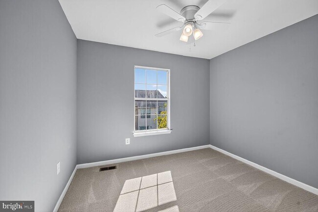 Building Photo - 13117 Kidwell Field Rd