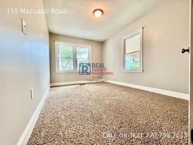 Building Photo - 159 Macland Rd