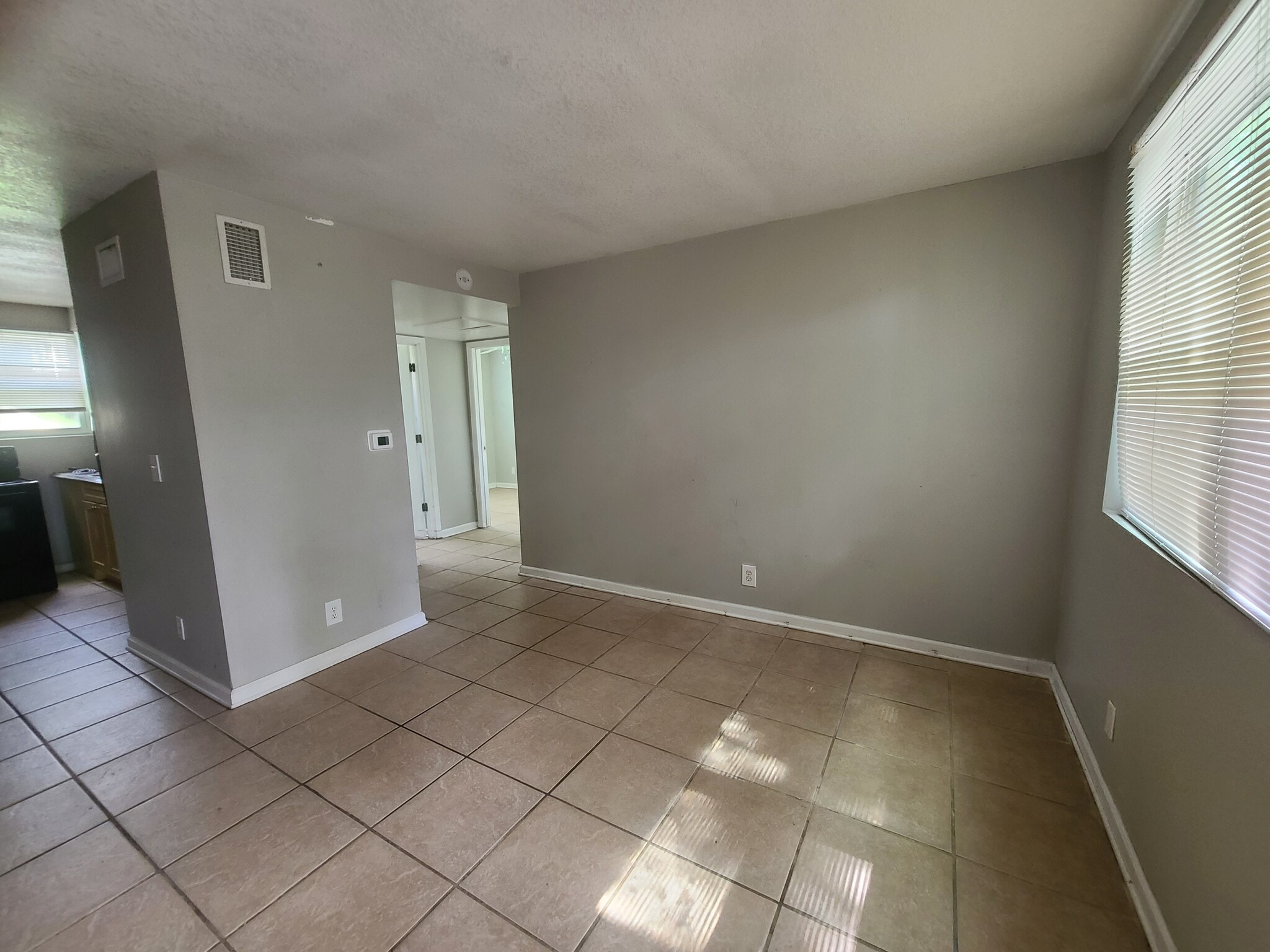 Building Photo - 3818 Almeda St