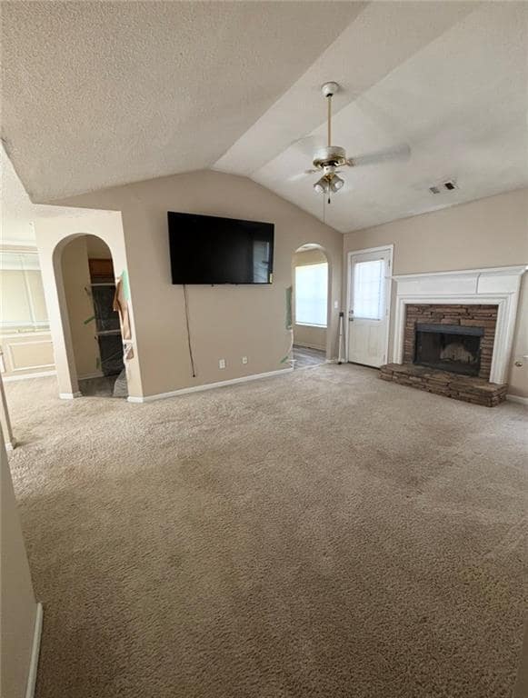 Building Photo - 664 Rosewood Cir