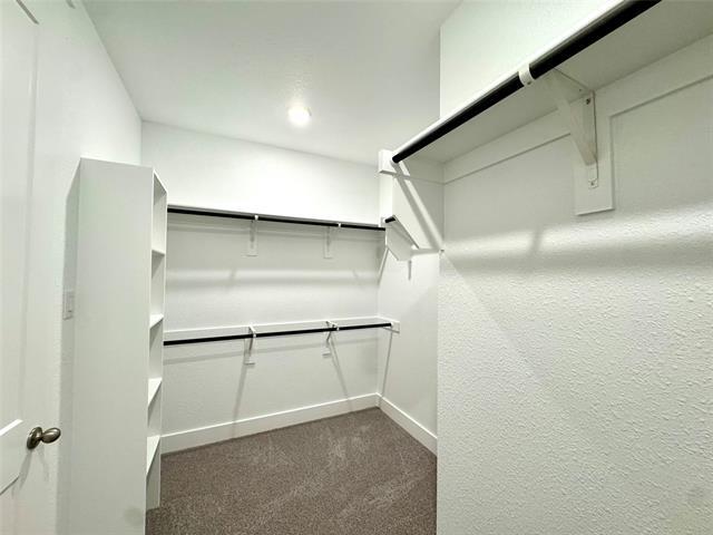 Building Photo - 809 Meadowcrest Dr