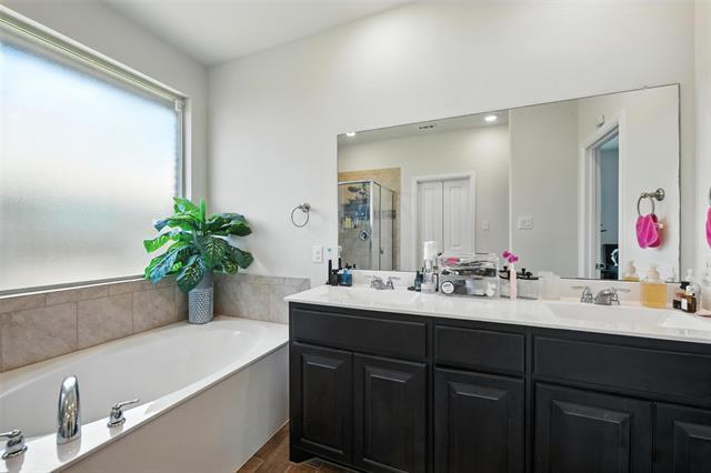 Building Photo - 3443 Eloise Ln