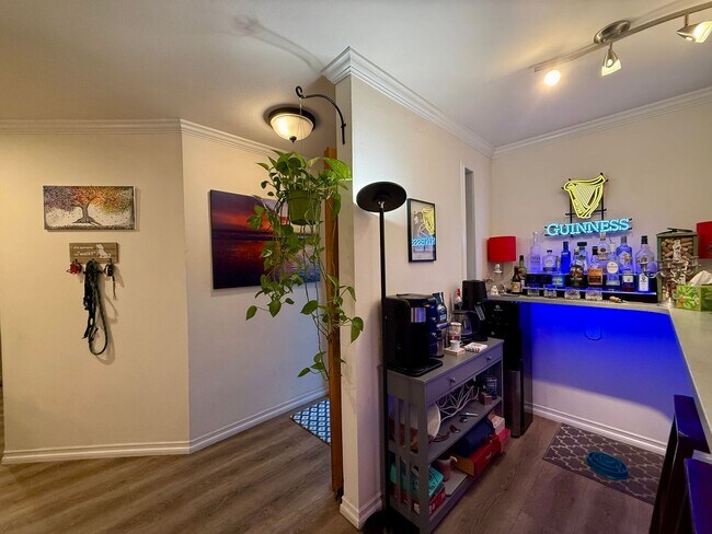 Building Photo - Charming 2 bedroom Condo in Carlsbad Village