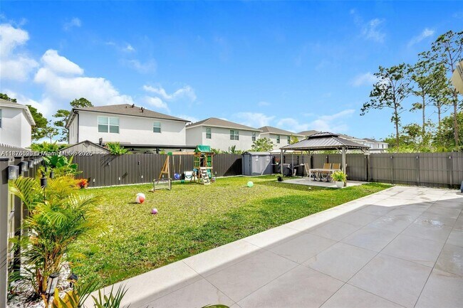 Building Photo - 12973 SW 266th Terrace