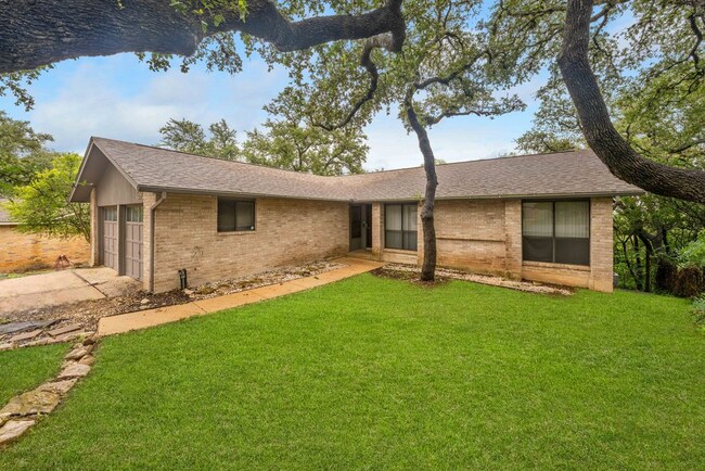 Building Photo - Stylish 3-Bed Home with Pool Access, Fenced Yard, and Garage — North Hills Village, San Antonio