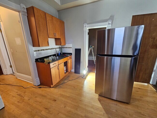 Building Photo - 2000 S Ashland Ave