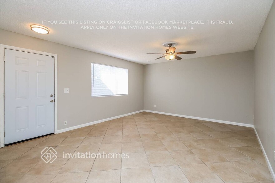 Building Photo - 2124 W Del Oro Cir