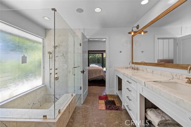 Building Photo - 1207 Mariners Dr