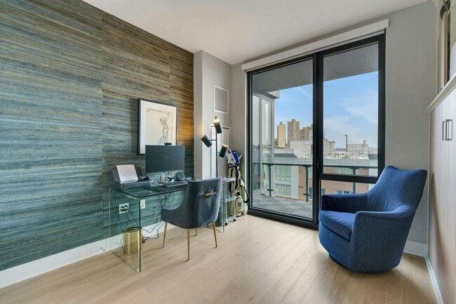 Building Photo - 9 Ave at Port Imperial