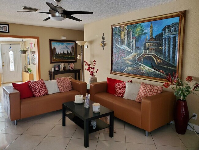 Building Photo - 9820 NW 24th St