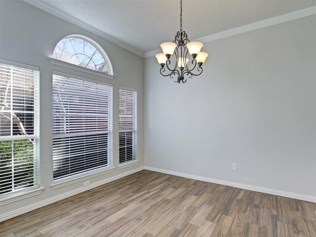 Building Photo - 11117 Knoxville Ln