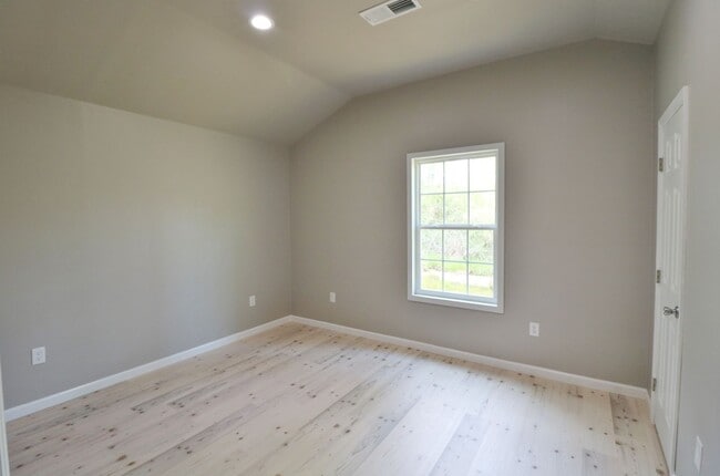 Building Photo - Tiny House