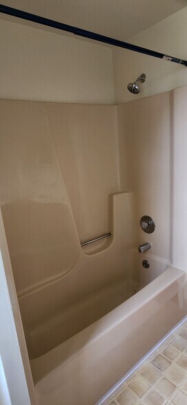 Building Photo - 226 Allison Ave