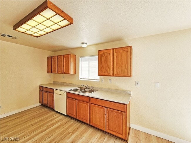 Building Photo - 1081 Marne Ct