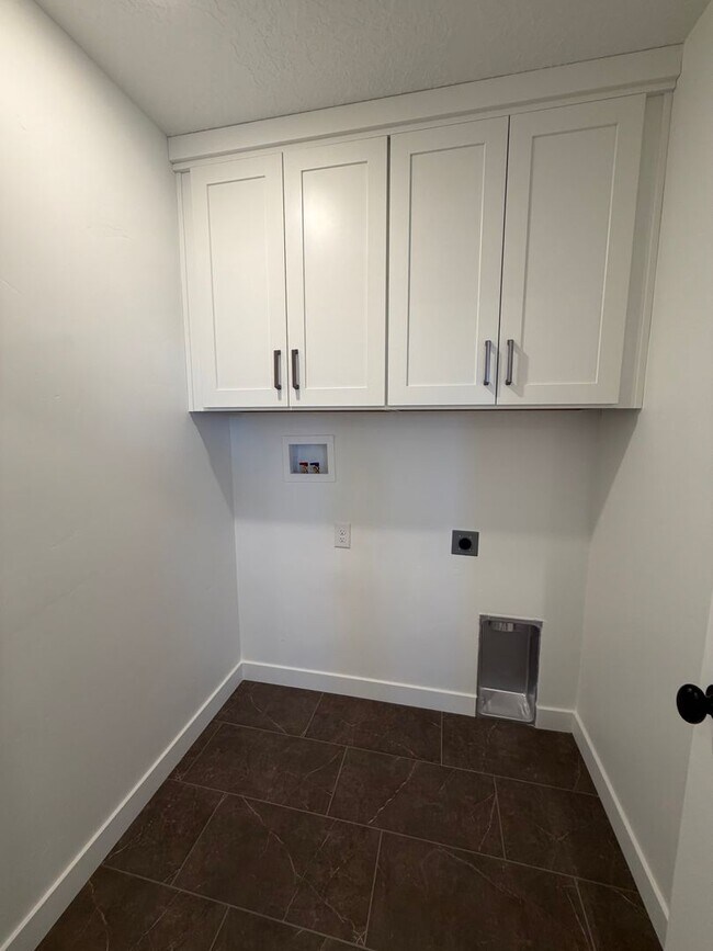 Building Photo - BRAND NEW HOME!!!