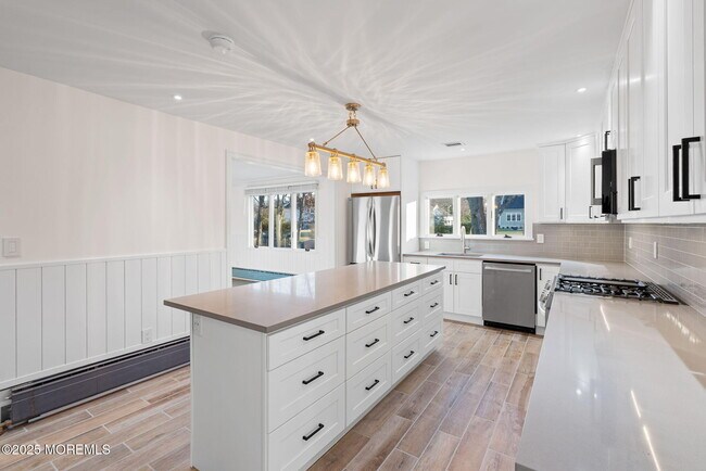 Building Photo - 458 Newtons Corner Rd