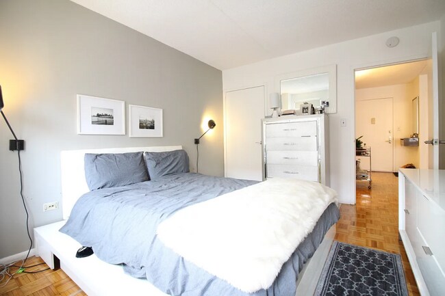 Building Photo - 2 bedroom in Chelsea NY 10011