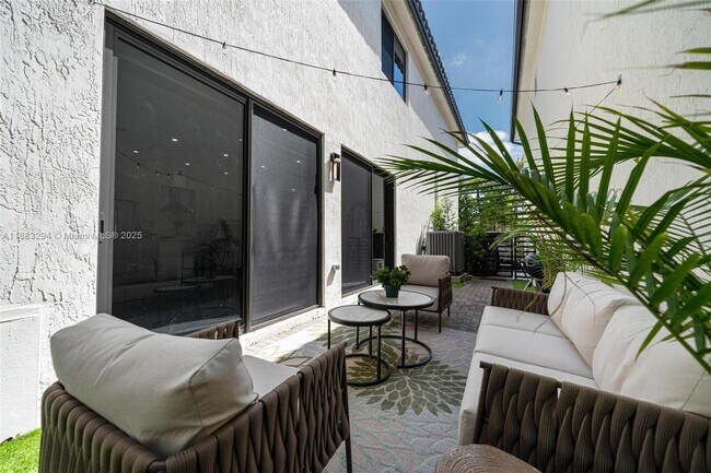 Building Photo - 4408 NW 80th Ave